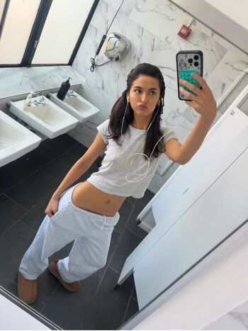 Beca michie leaked private photo uncensored HD quality