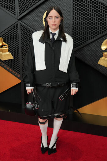 Billie eilish  page leaked private photo uncensored HD quality
