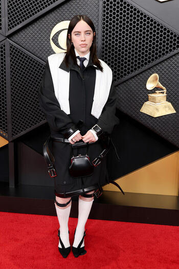 Billie eilish  page leaked private photo uncensored HD quality