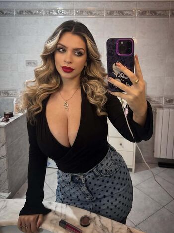 Bionditudo  page leaked private photo uncensored HD quality