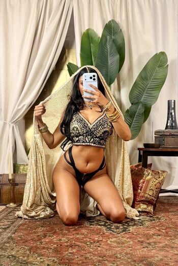 Bollywoodtrapqueen page leaked private photo uncensored HD quality