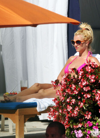 Britney spears  page leaked private photo uncensored HD quality