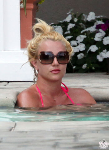 Britney spears  page leaked private photo uncensored HD quality