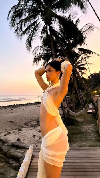 Cait knight  page leaked private photo uncensored HD quality