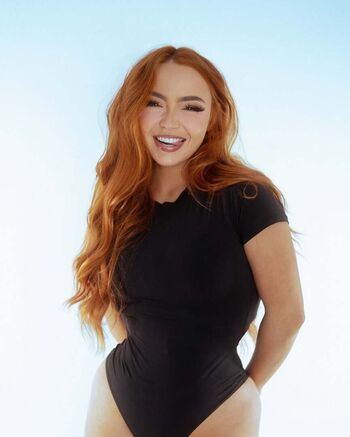 Caitlin christine  page leaked private photo uncensored HD quality