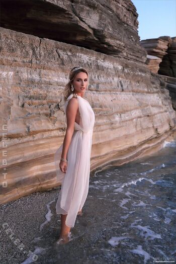 Cara mell page leaked private photo uncensored HD quality