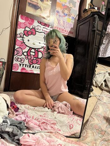 Carmennlve page leaked private photo uncensored HD quality