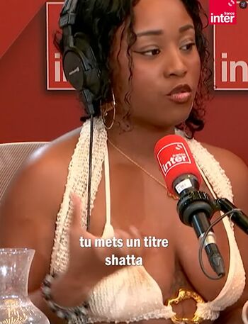 Chanteuse leaked private photo uncensored HD quality