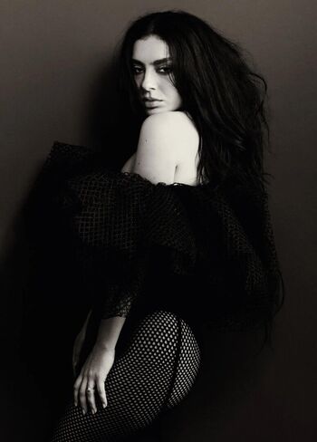Charli xcx page leaked private photo uncensored HD quality