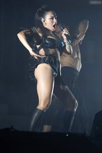 Charli xcx page leaked private photo uncensored HD quality