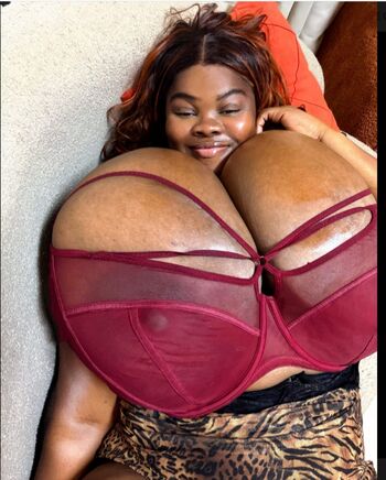 Chioma lovv leaked private photo uncensored HD quality