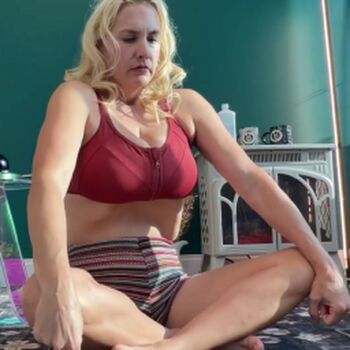 Chiropractor leaked private photo uncensored HD quality