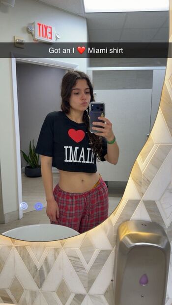 Chloeforero  page leaked private photo uncensored HD quality