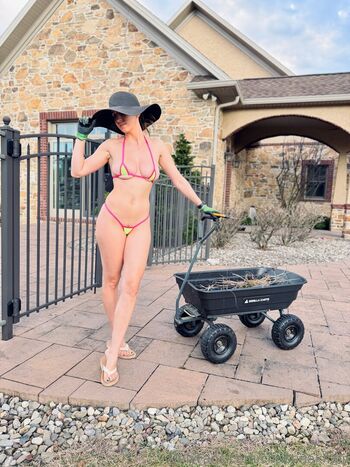 Christina khalil leaked private photo uncensored HD quality