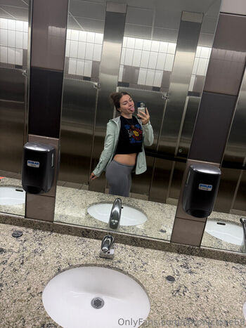 Chroniclove leaked private photo uncensored HD quality