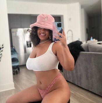 Corie rayvon leaked private photo uncensored HD quality