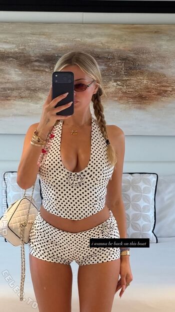 Corinna kopf  page leaked private photo uncensored HD quality