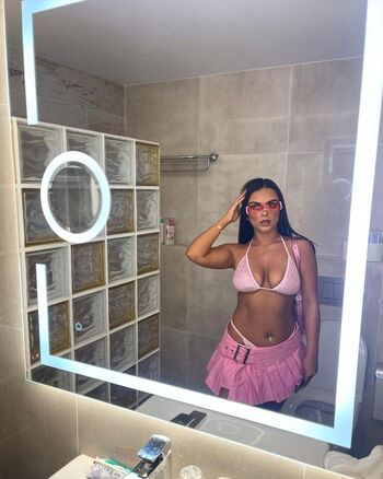 Courtneyfife leaked private photo uncensored HD quality