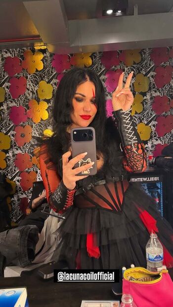 Cristina scabbia leaked private photo uncensored HD quality