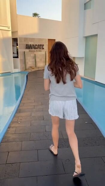 Danielle panabaker page leaked private photo uncensored HD quality