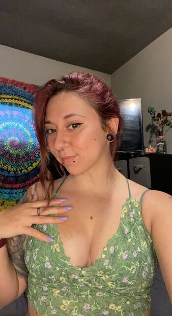 Danigoodisonn leaked private photo uncensored HD quality