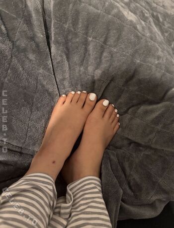 Deineeleyla leaked private photo uncensored HD quality