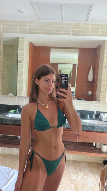 Develique page leaked private photo uncensored HD quality