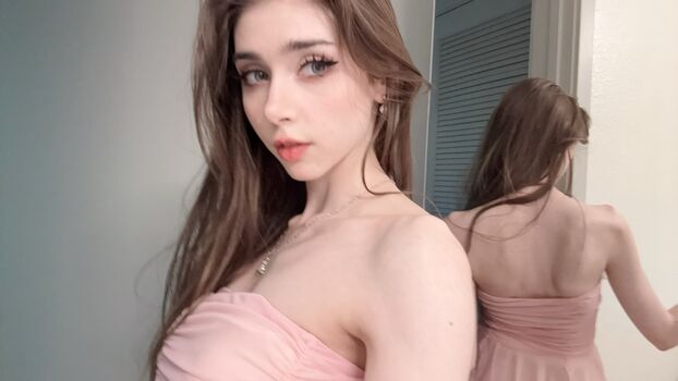 Duckie cos page leaked private photo uncensored HD quality