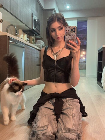 Duckie cos page leaked private photo uncensored HD quality