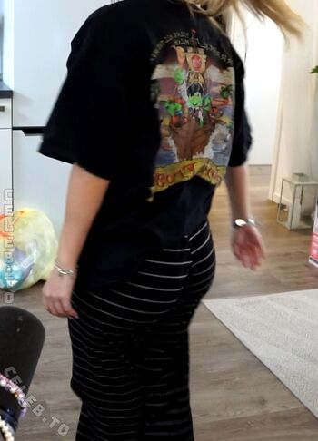 Easyemi leaked private photo uncensored HD quality