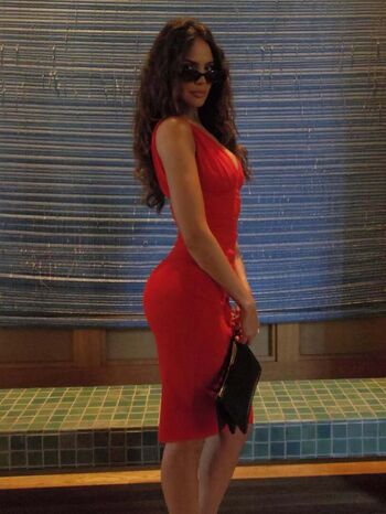 Eiza gonzalez  page leaked private photo uncensored HD quality