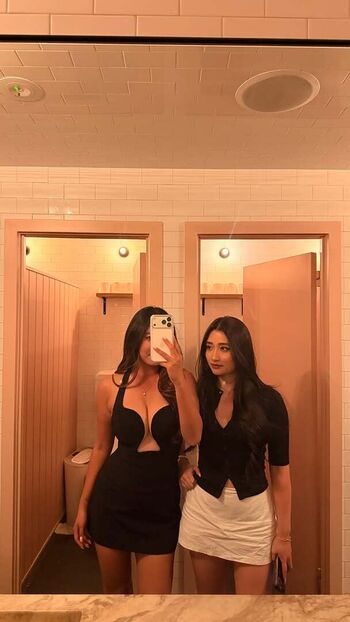 Elizabethxpang leaked private photo uncensored HD quality