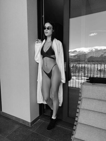 Ella mendelsohn page leaked private photo uncensored HD quality