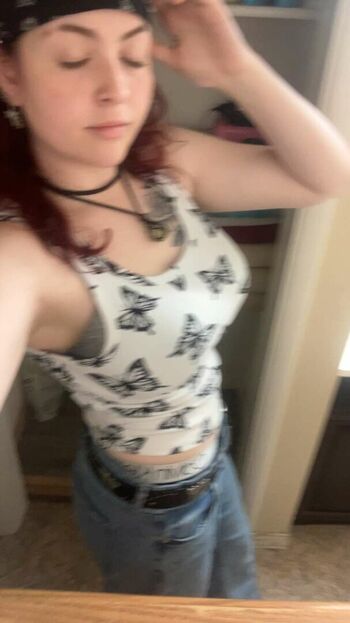 Emalee small leaked private photo uncensored HD quality