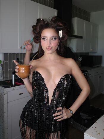 Emilia mernes page leaked private photo uncensored HD quality