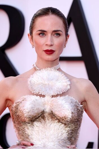 Emily blunt page leaked private photo uncensored HD quality