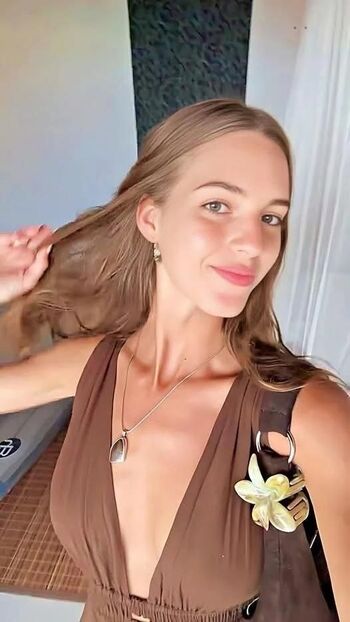 Emily feld  page leaked private photo uncensored HD quality