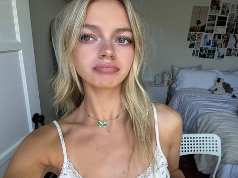 Emily kelavos leaked private photo uncensored HD quality