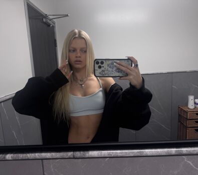 Emily kelavos leaked private photo uncensored HD quality