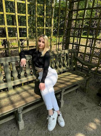 Emilycutie leaked private photo uncensored HD quality