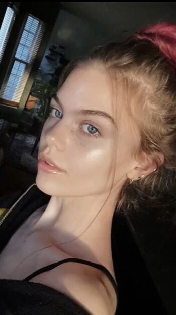 Emma beardsley leaked private photo uncensored HD quality