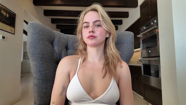 Emma brooks page leaked private photo uncensored HD quality