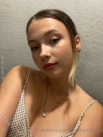 Emma may  page leaked private photo uncensored HD quality