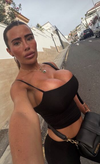 Emmymxoxo leaked private photo uncensored HD quality
