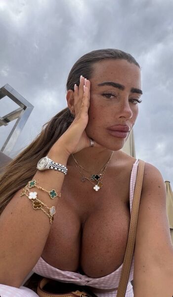 Emmymxoxo leaked private photo uncensored HD quality