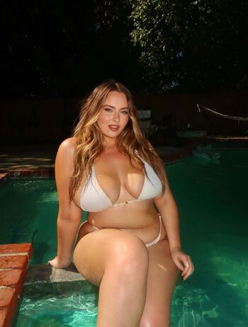 Erinmhk page leaked private photo uncensored HD quality