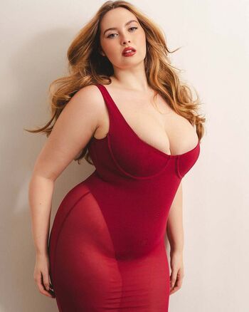 Erinmhk page leaked private photo uncensored HD quality