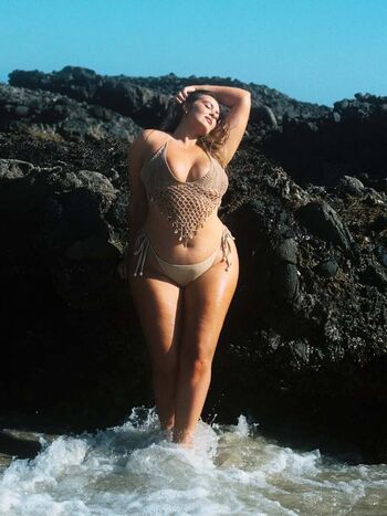 Erinmhk page leaked private photo uncensored HD quality