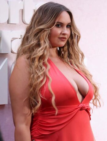 Erinmhk page leaked private photo uncensored HD quality