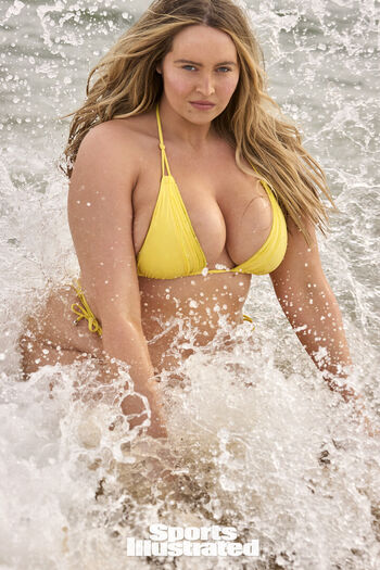 Erinmhk page leaked private photo uncensored HD quality